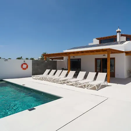 Careva 1 - Vipvipvillas * Costa Teguise
