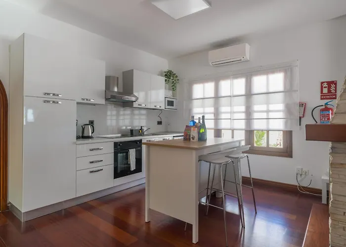 Careva 1 - Vipvipvillas Villa Costa Teguise