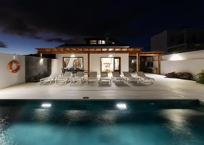 Careva 1 - Vipvipvillas * Costa Teguise